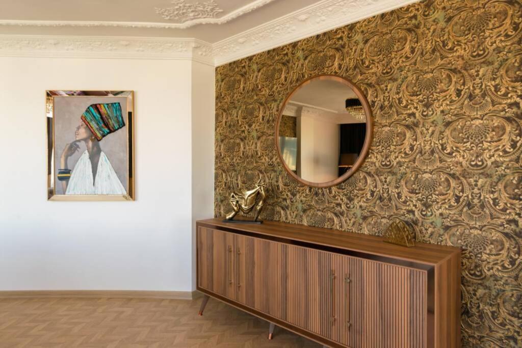 Charming Suite Bosphorus View Истанбул Екстериор снимка