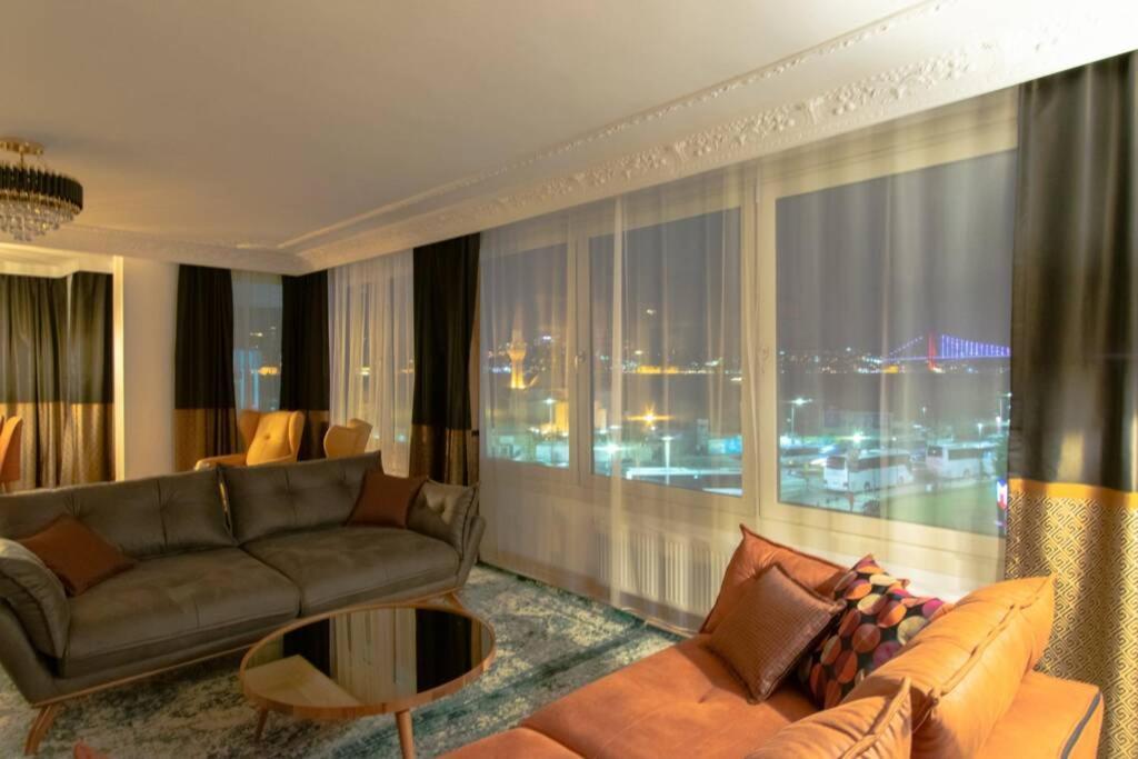 Charming Suite Bosphorus View Истанбул Екстериор снимка