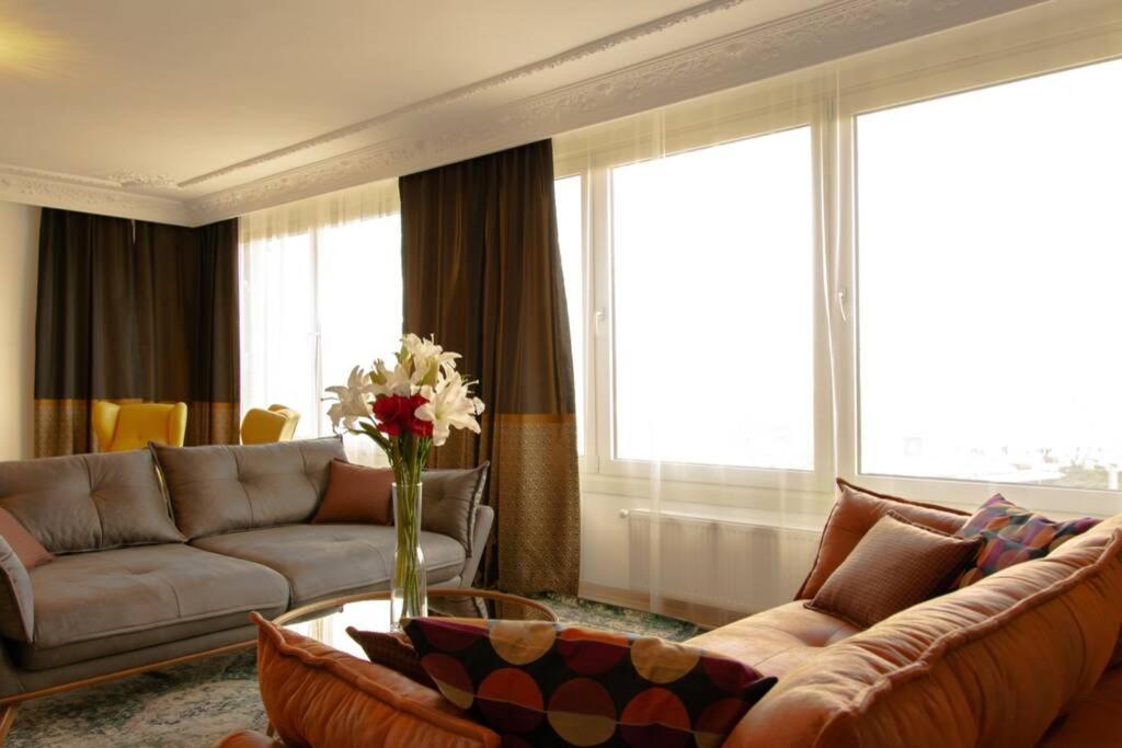 Charming Suite Bosphorus View Истанбул Екстериор снимка